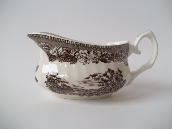 Sauciere "England's Heritage" Braun