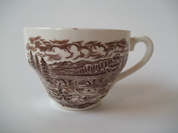 Kaffeetasse "Bridge Scenes" Braun