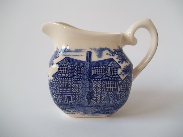 Milchkännchen "EIT 33" Blau