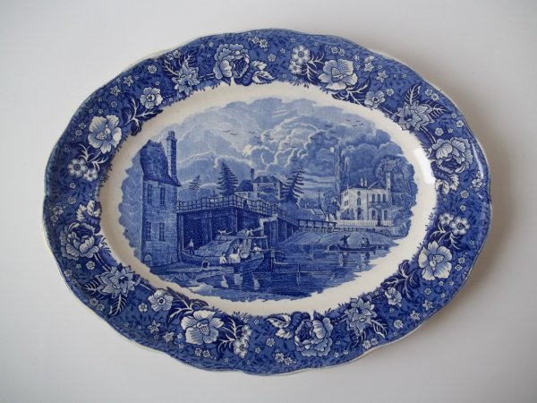 Platte oval "Thames River Scenes" Blau 1b