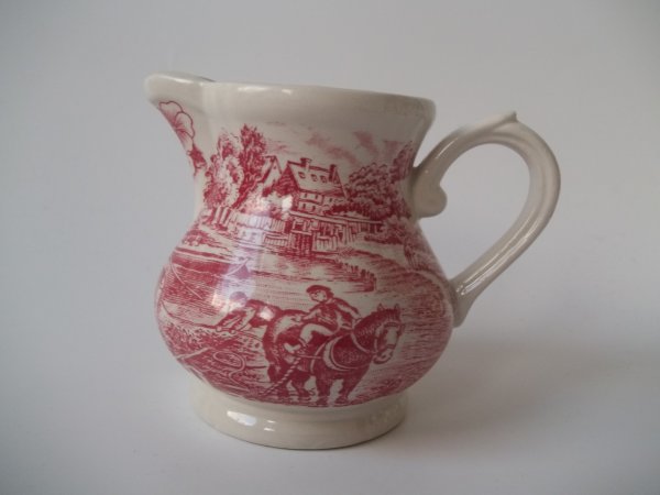 Milchkännchen "The Constable Series" Rot 1b