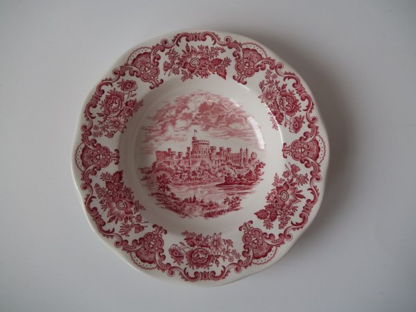Suppenteller &quot;Royal Homes of Britain&quot; Rot