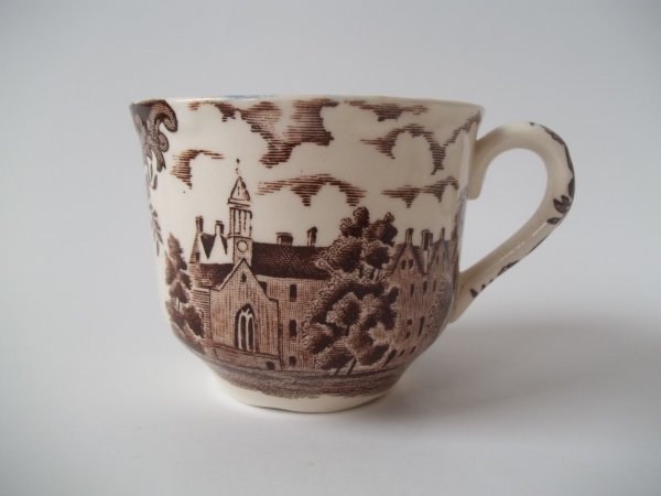 Kaffeetasse "Avon Scenes" Braun